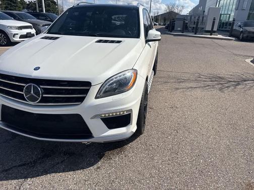 Diamond White 2014 Mercedes-Benz M-Class 4MATIC