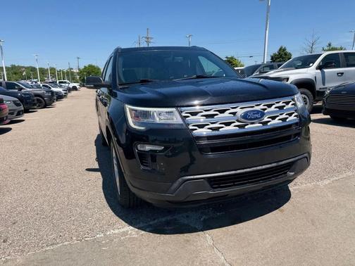 AGATE BLACK 2019 Ford Explorer XLT