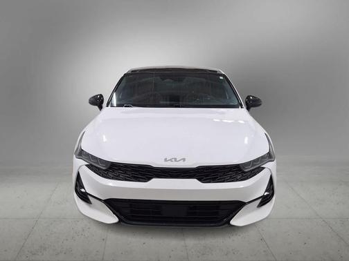 Glacial White Pearl 2023 Kia K5 GT-Line