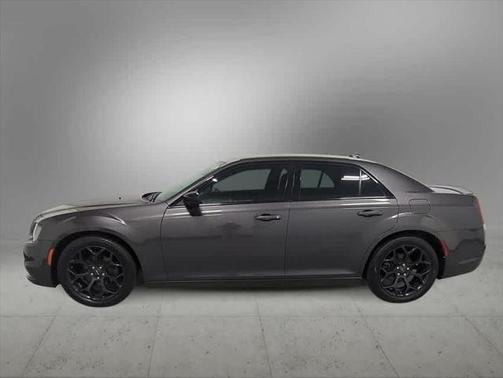 2020 Chrysler 300 Touring