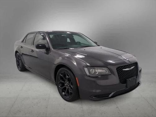 2020 Chrysler 300 Touring