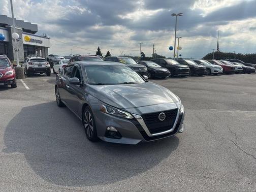 2022 Nissan Altima 2.5 SL