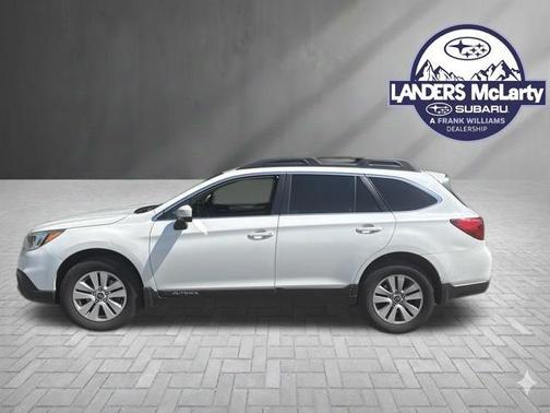Crystal White Pearl 2015 Subaru Outback 2.5i Premium