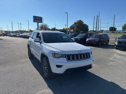 2018 Jeep Grand Cherokee Laredo E