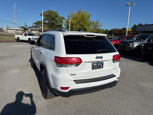 2018 Jeep Grand Cherokee Laredo E