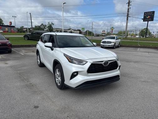2023 Toyota Highlander L