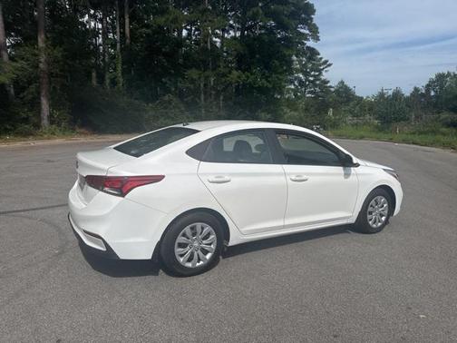 2021 Hyundai Accent SE