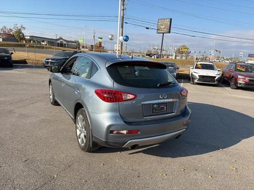 2017 INFINITI QX50 Base