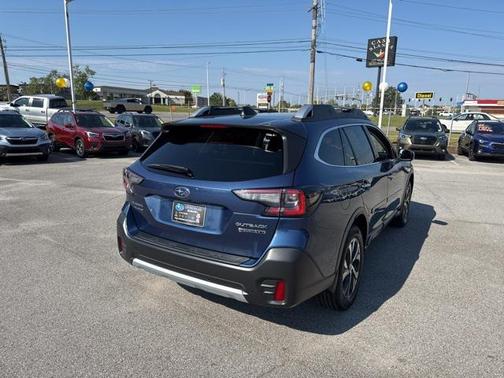 2022 Subaru Outback Touring XT
