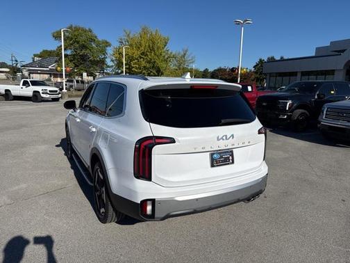2023 Kia Telluride EX