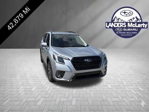 Ice Silver Metallic 2023 Subaru Forester Premium