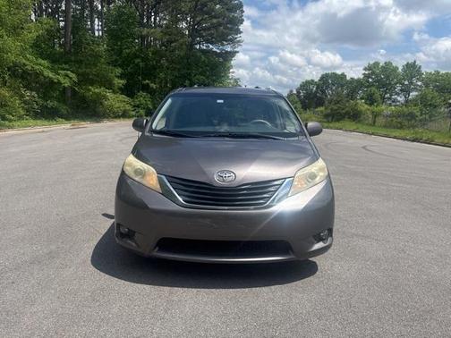 2012 Toyota Sienna LE