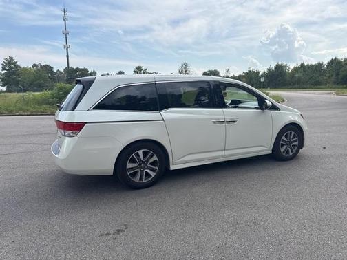 2017 Honda Odyssey Touring Elite