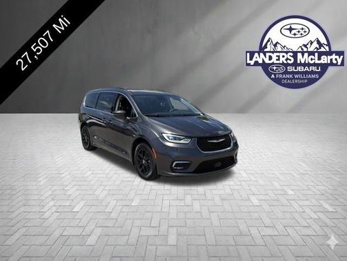Granite Crystal Metallic Clearcoat 2021 Chrysler Pacifica Touring