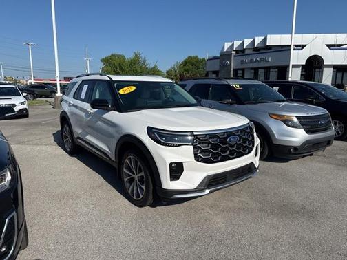2025 Ford Explorer Platinum