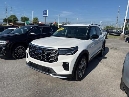 2025 Ford Explorer Platinum