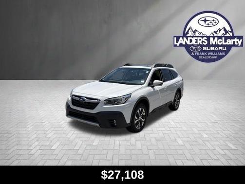 Crystal White Pearl 2022 Subaru Outback Limited