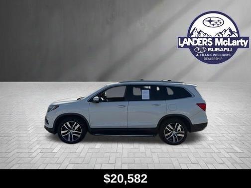 White Diamond Pearl 2017 Honda Pilot Elite
