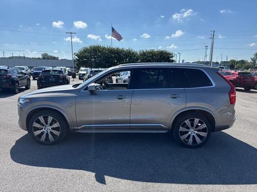 2022 Volvo XC90 T6 Inscription