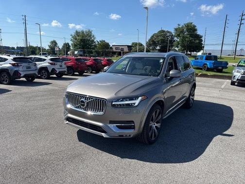 2022 Volvo XC90 T6 Inscription