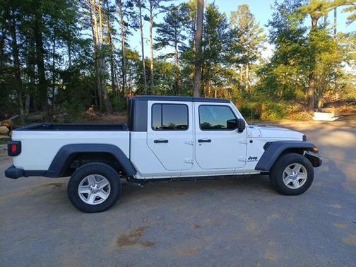 2021 Jeep Gladiator Sport S