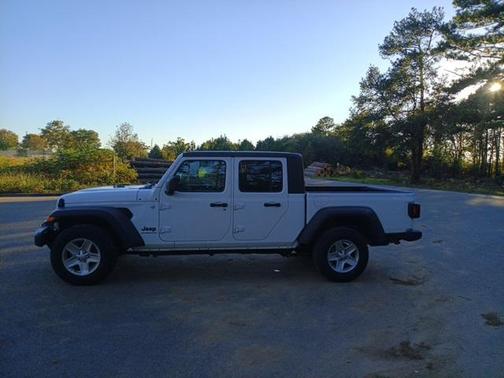 2021 Jeep Gladiator Sport S