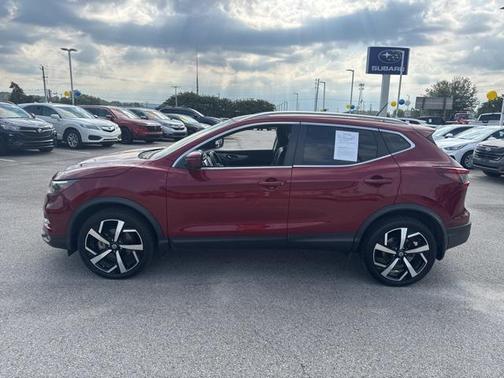 2020 Nissan Rogue Sport SL