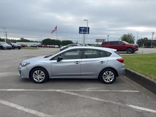 2019 Subaru Impreza 2.0i