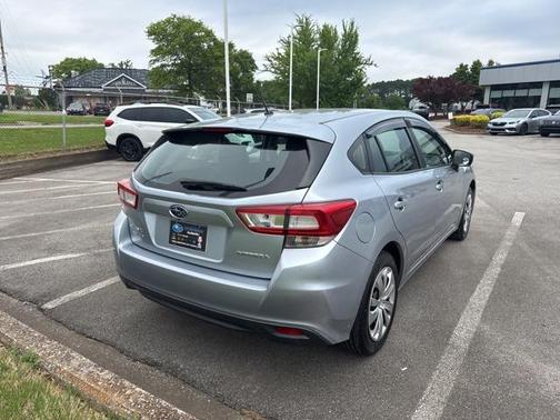 2019 Subaru Impreza 2.0i