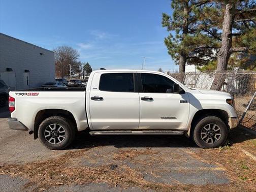 2020 Toyota Tundra SR5