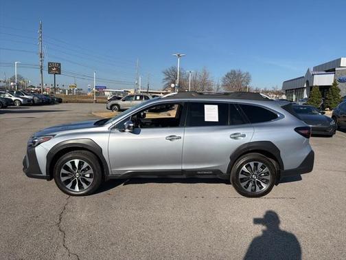 2025 Subaru Outback Touring XT