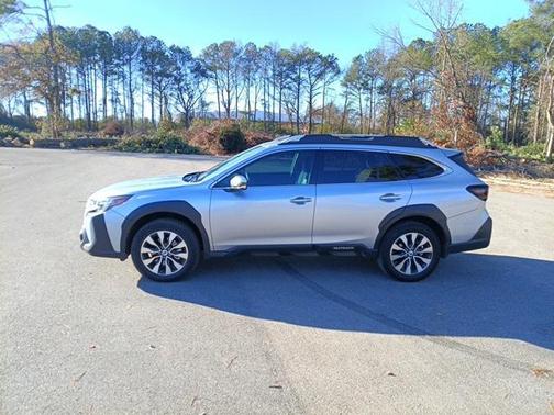 2025 Subaru Outback Touring XT