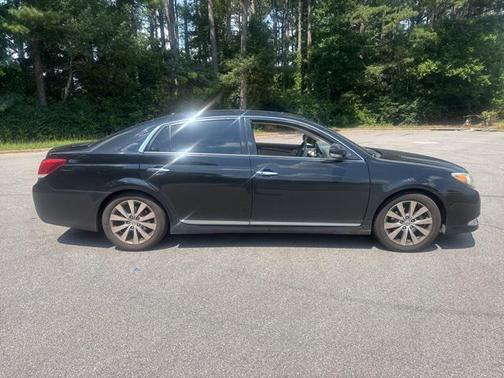 2011 Toyota Avalon Limited
