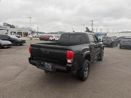 2017 Toyota Tacoma TRD Sport