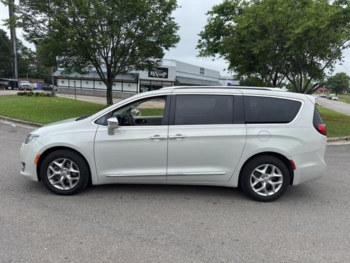 2019 Chrysler Pacifica Limited