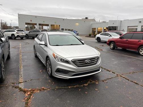 2015 Hyundai SONATA Sport