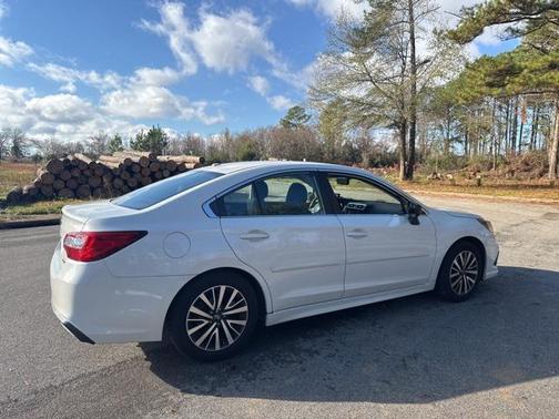 2019 Subaru Legacy Base