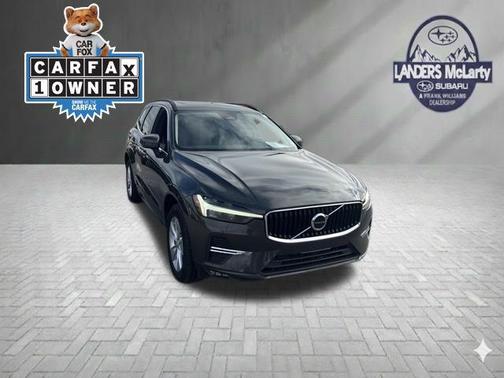 2022 Volvo XC60 B5 Momentum