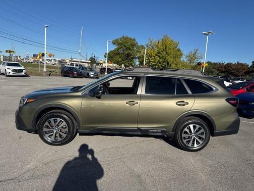 2021 Subaru Outback Premium