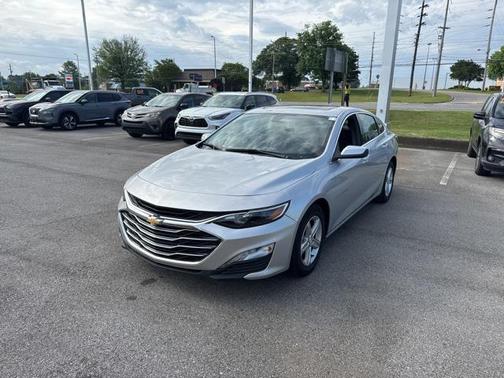 2022 Chevrolet Malibu FWD LT
