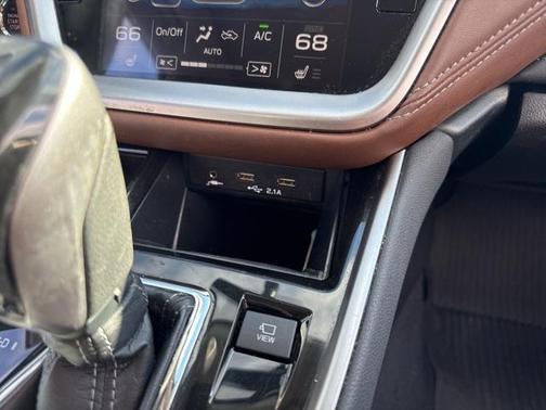 2020 Subaru Outback Touring