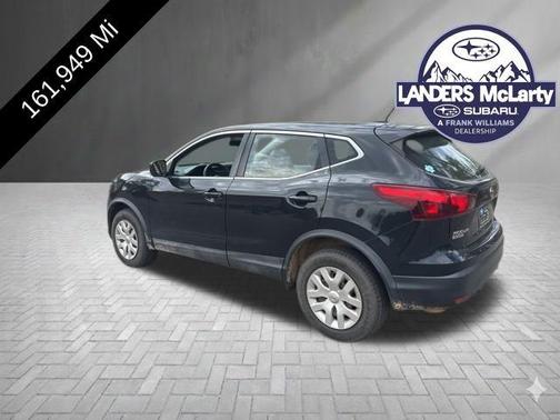 Magnetic Black 2018 Nissan Rogue Sport S