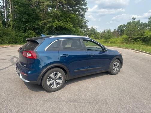 2017 Kia Niro EX