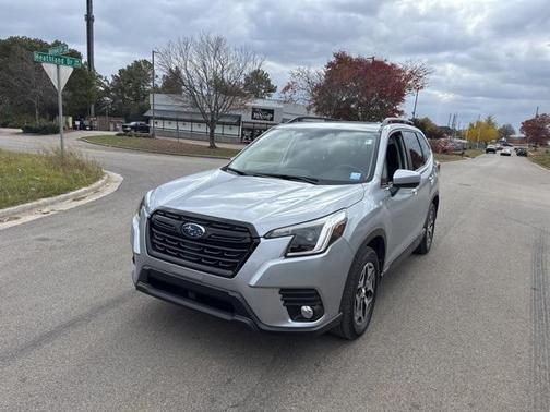 2022 Subaru Forester Premium