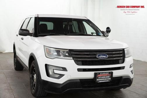 Oxford White 2017 Ford Utility Police Interceptor Base
