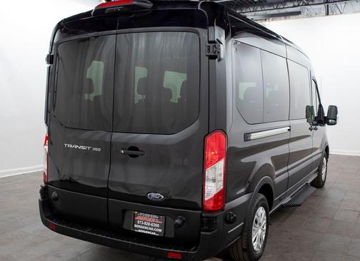 2024 Ford Transit-350 XLT