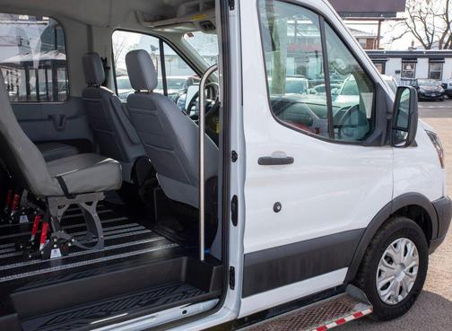 2018 Ford Transit-150 XL