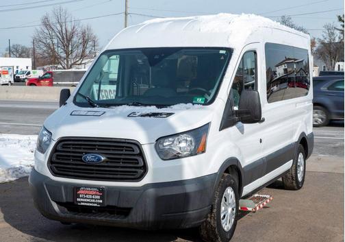 Oxford White 2018 Ford Transit-150 XL