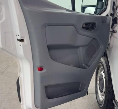 2017 Ford Transit-150 XL