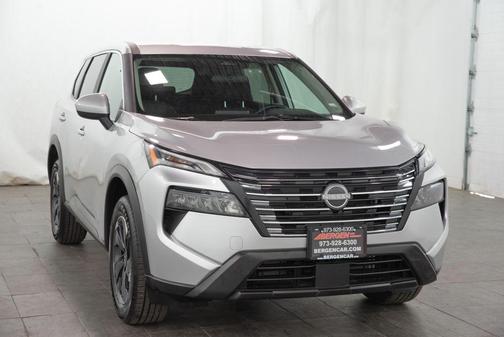 Brilliant Silver Metallic 2025 Nissan Rogue SV